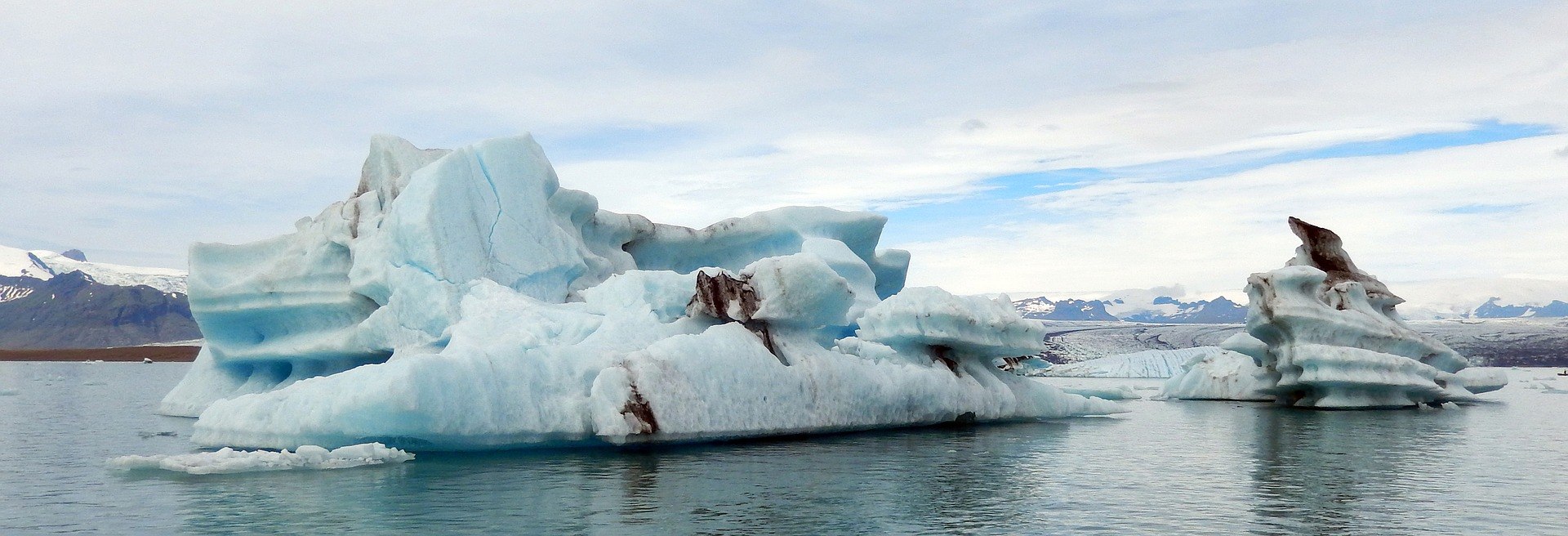 Best Places to Visit in Northern Europe - jokulsarlon glacier lagoon