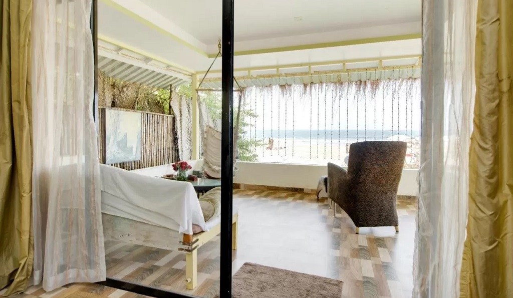 Best Resorts in Ashvem - Lamore beach resort