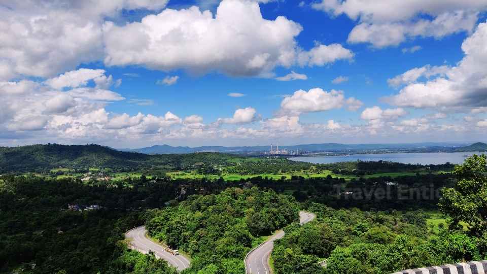 Ranchi – A Refreshing Place to Visit in Monsoon with Beautiful Waterfalls & Mind-blowing Valley Views 8 Patratu Valley - Top Ranchi tourist attraction